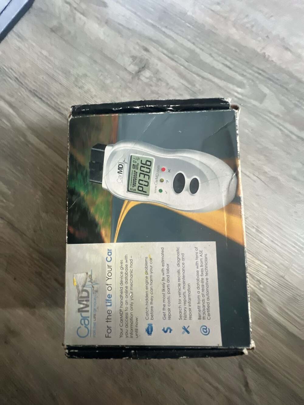 CarMD Vehicle Health System Diagnostic Code Reader 2100